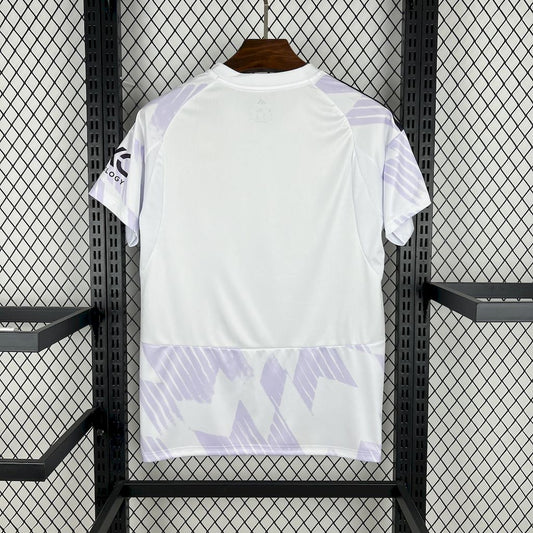 Manchester United 2025/26 Away Jersey