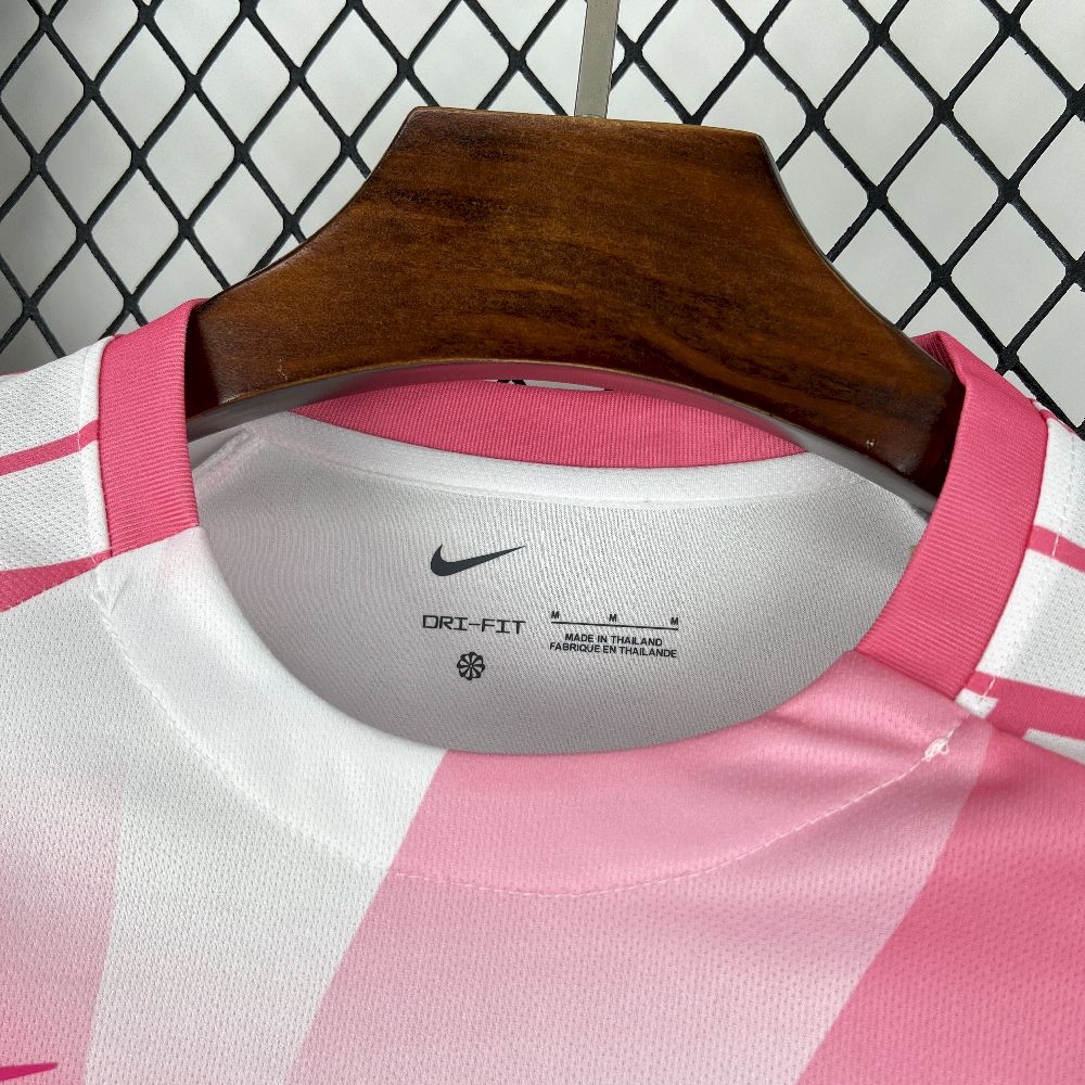 Barcelona 2025/26 pink special edition Jersey