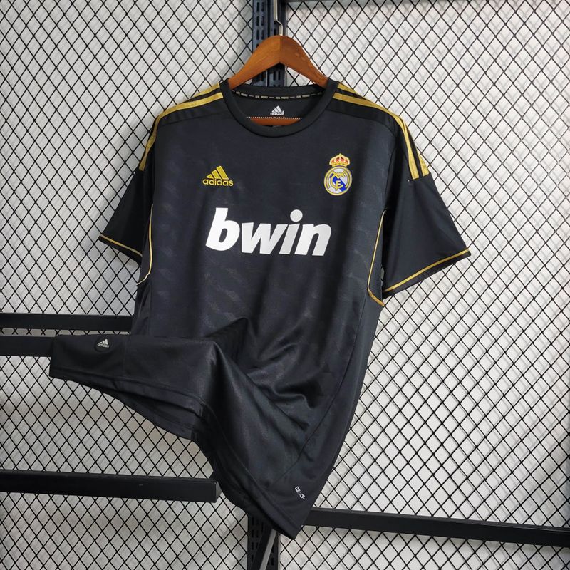 Retro Real Madrid 2011/12 Away Jersey