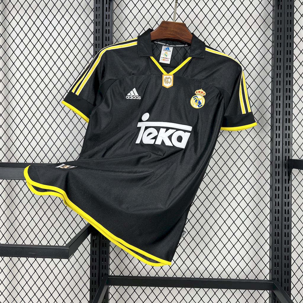 Retro Real Madrid 1999/00 Away Jersey