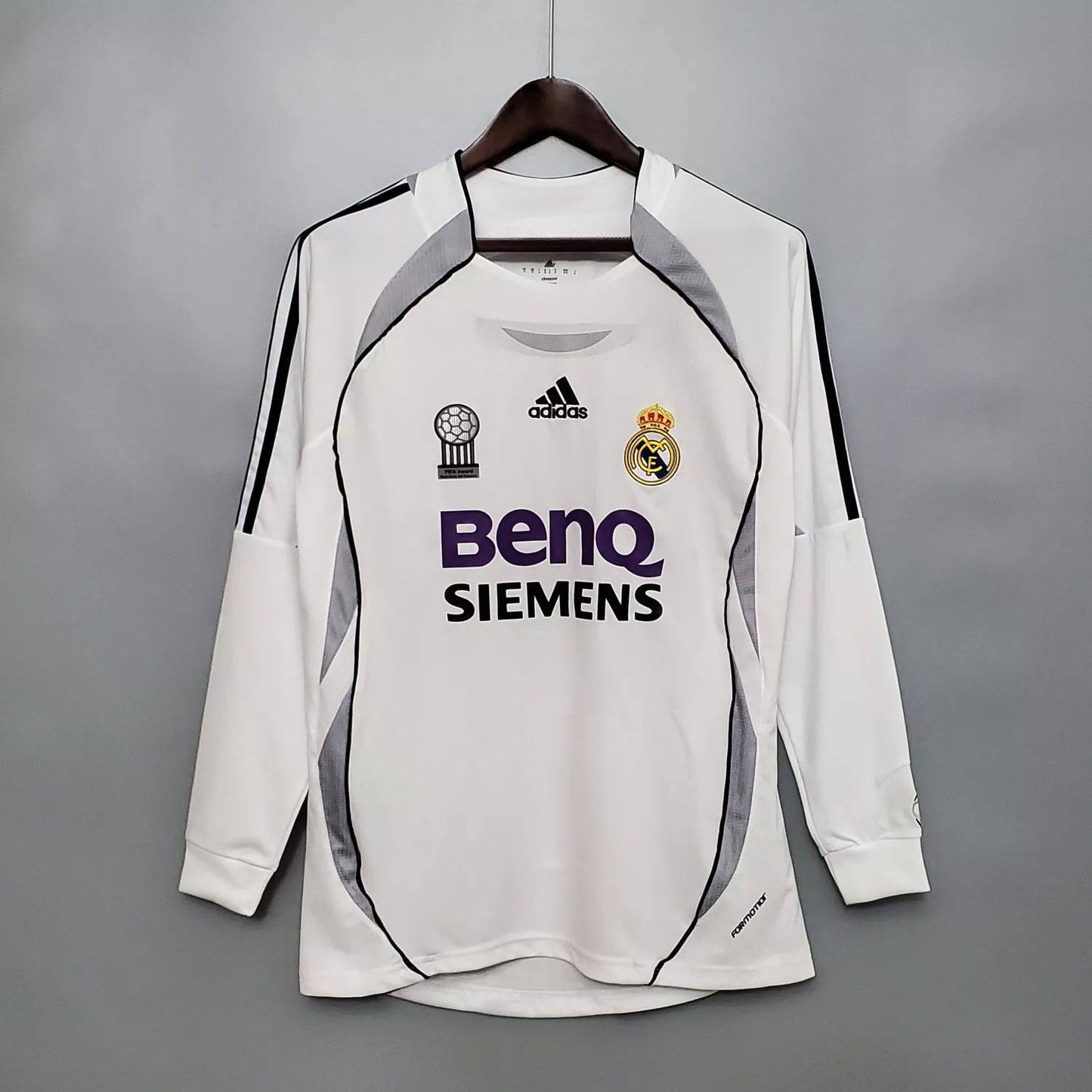 Retro Real Madrid 2006/07 Home Long Sleeve Jersey
