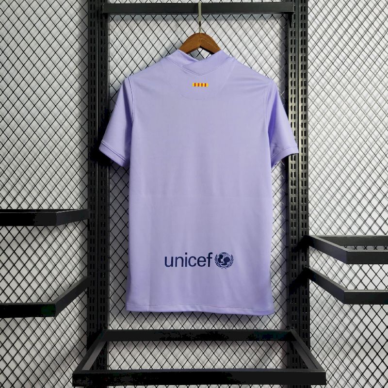 Retro Barcelona 2021/22 Away Jersey