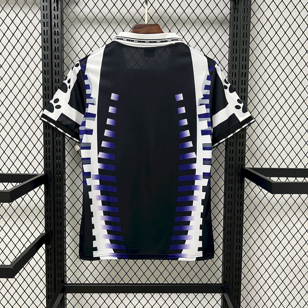 Retro Real Madrid 1997/98 Third Jersey