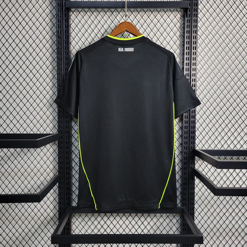Retro Real Madrid 2010/11 Away Jersey