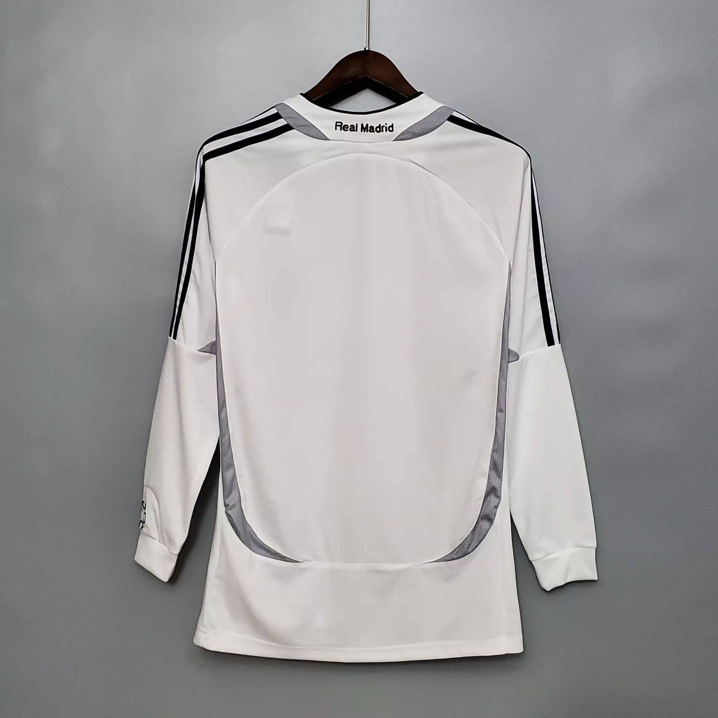 Retro Real Madrid 2006/07 Home Long Sleeve Jersey
