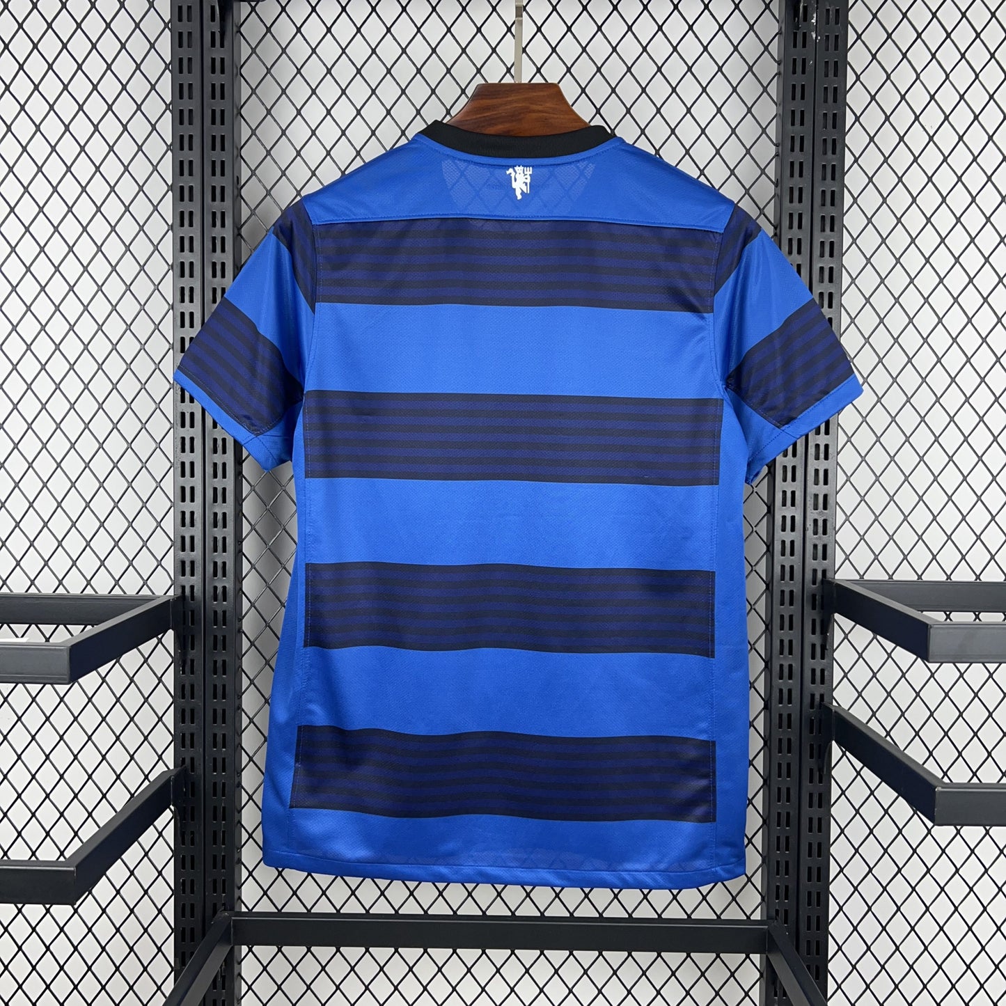 Retro Manchester United 2011/13 Away Jersey