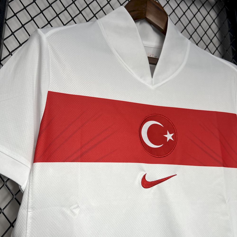 Turkiye 2024/25 Euro Home Jersey