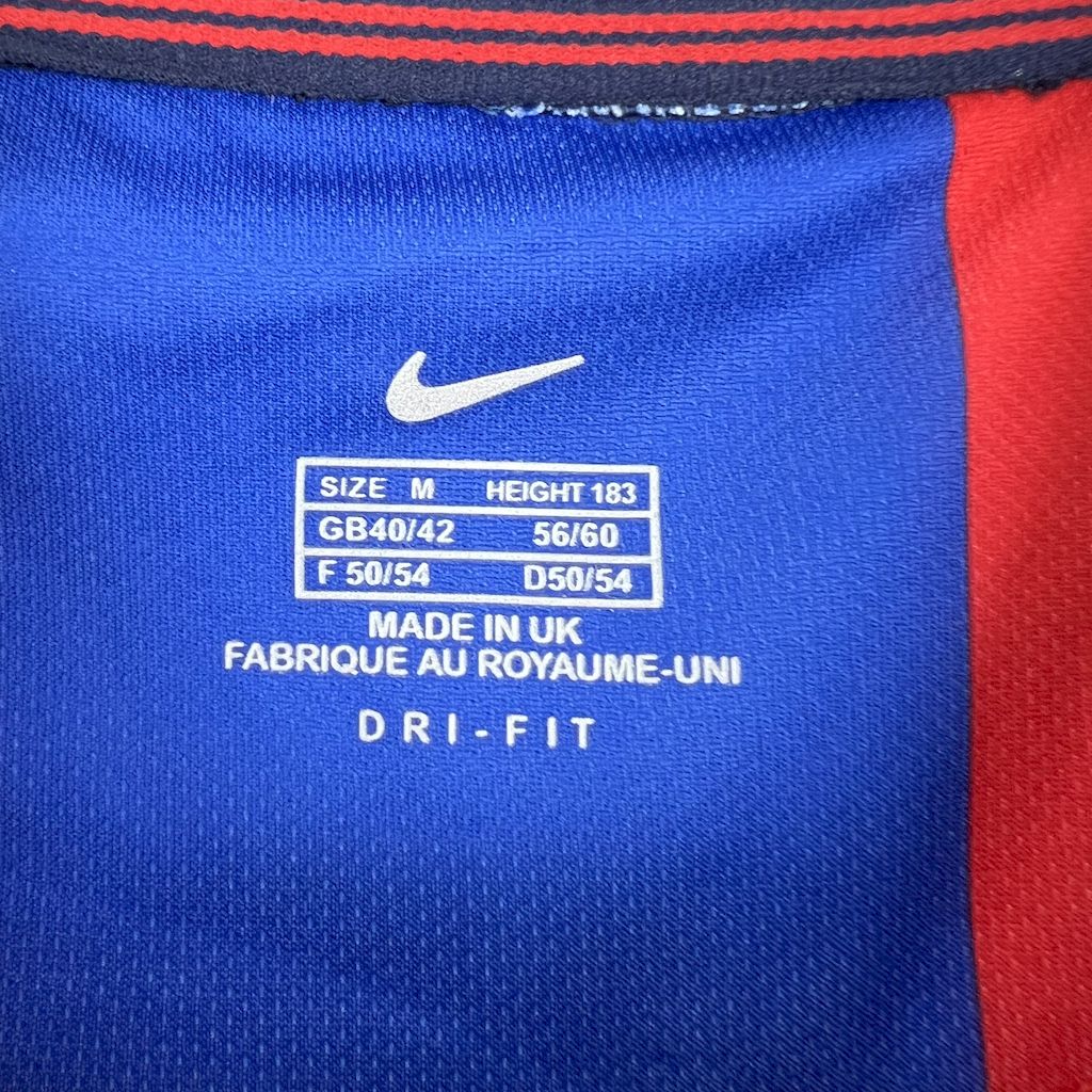 Retro Barcelona 2001/02 Home Jersey