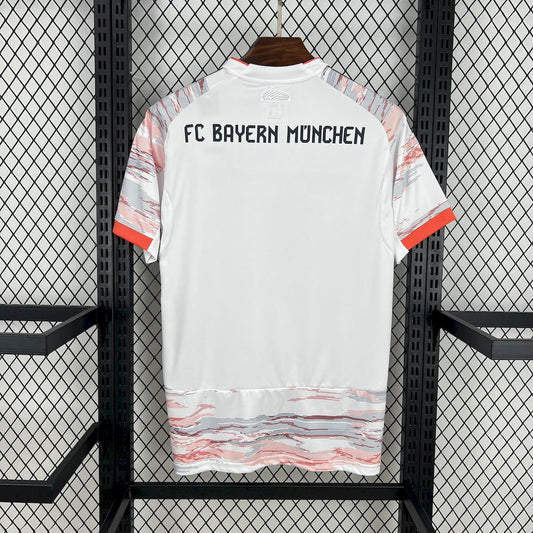 Bayern Munich 2025/26 Away Jersey