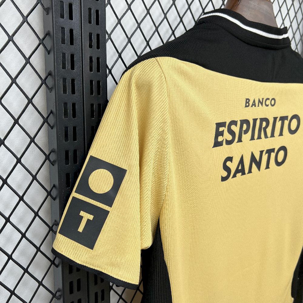 Retro Sporting CP 2003/04 Away Jersey