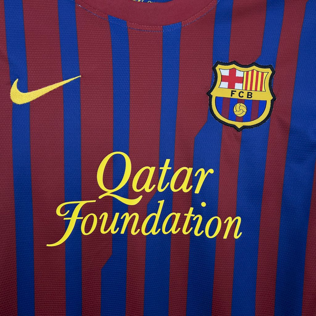 Retro Barcelona 2011/12 Home Long Sleeve Jersey