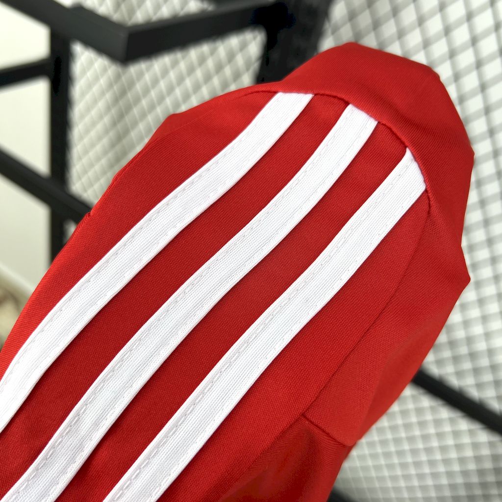 Retro Real Madrid 2011/12 Third Jersey