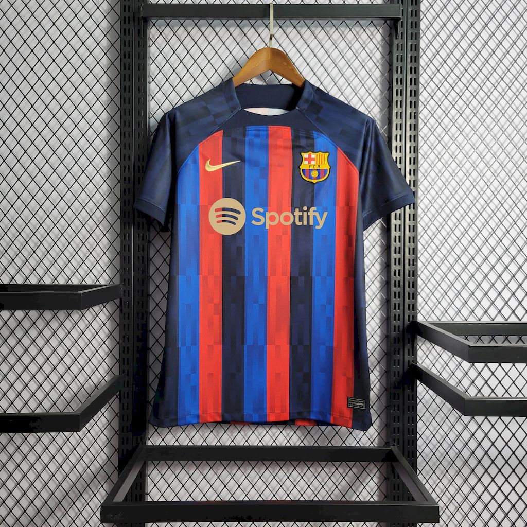 Retro Barcelona 2022/23 Home Jersey
