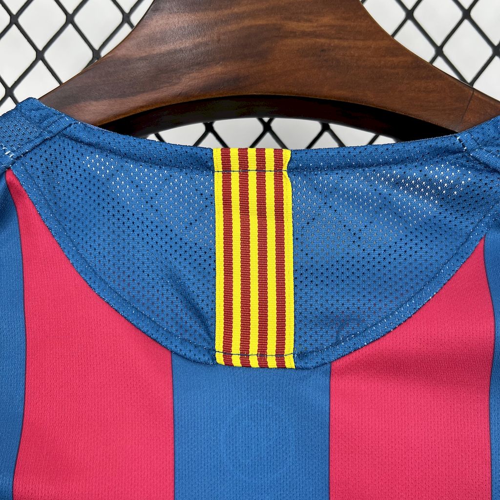 Retro Barcelona 2005/06 Home Jersey