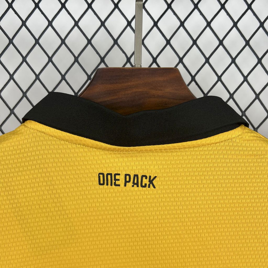 Wolves 2025/26 Home Jersey