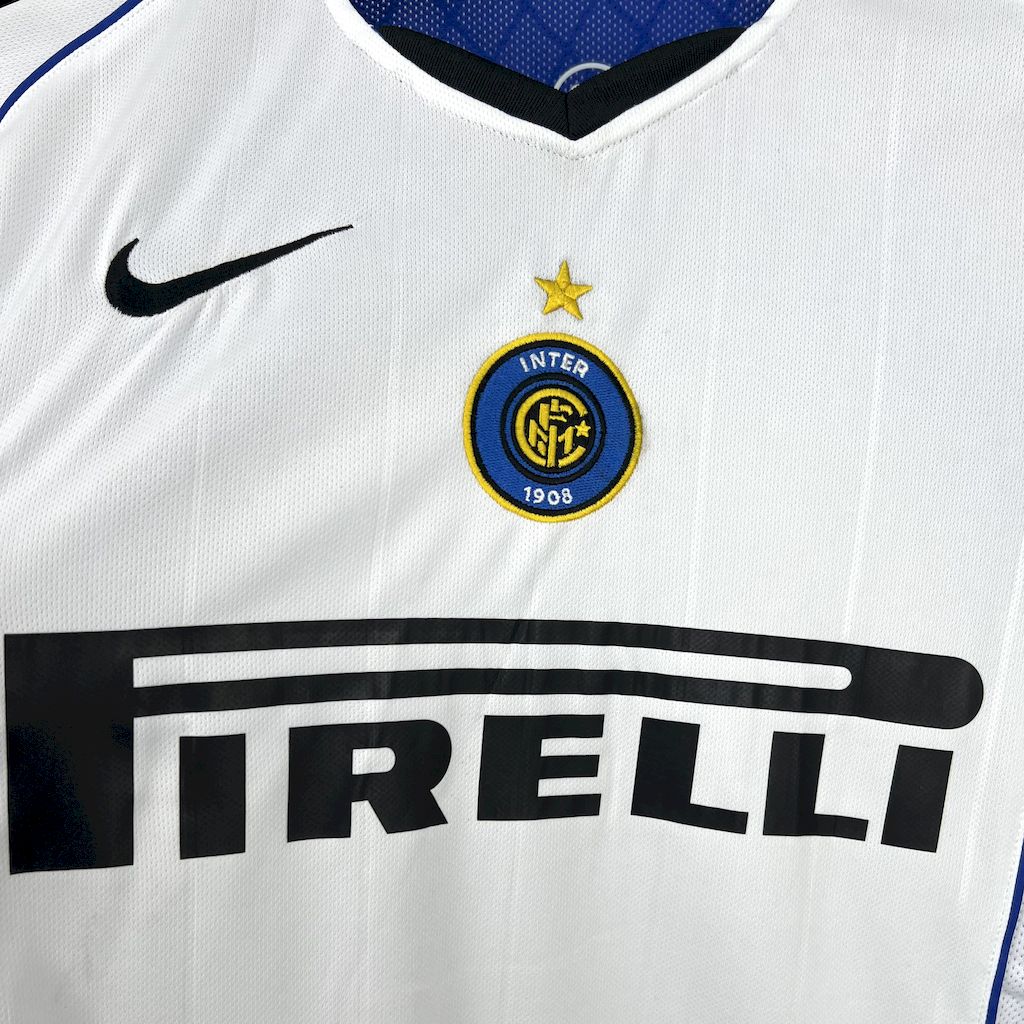 Retro Inter Milan 2004/05 Away Jersey