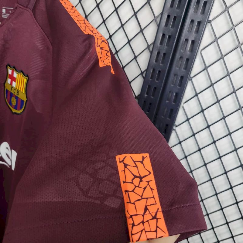 Retro Barcelona 2017/18 Third Jersey