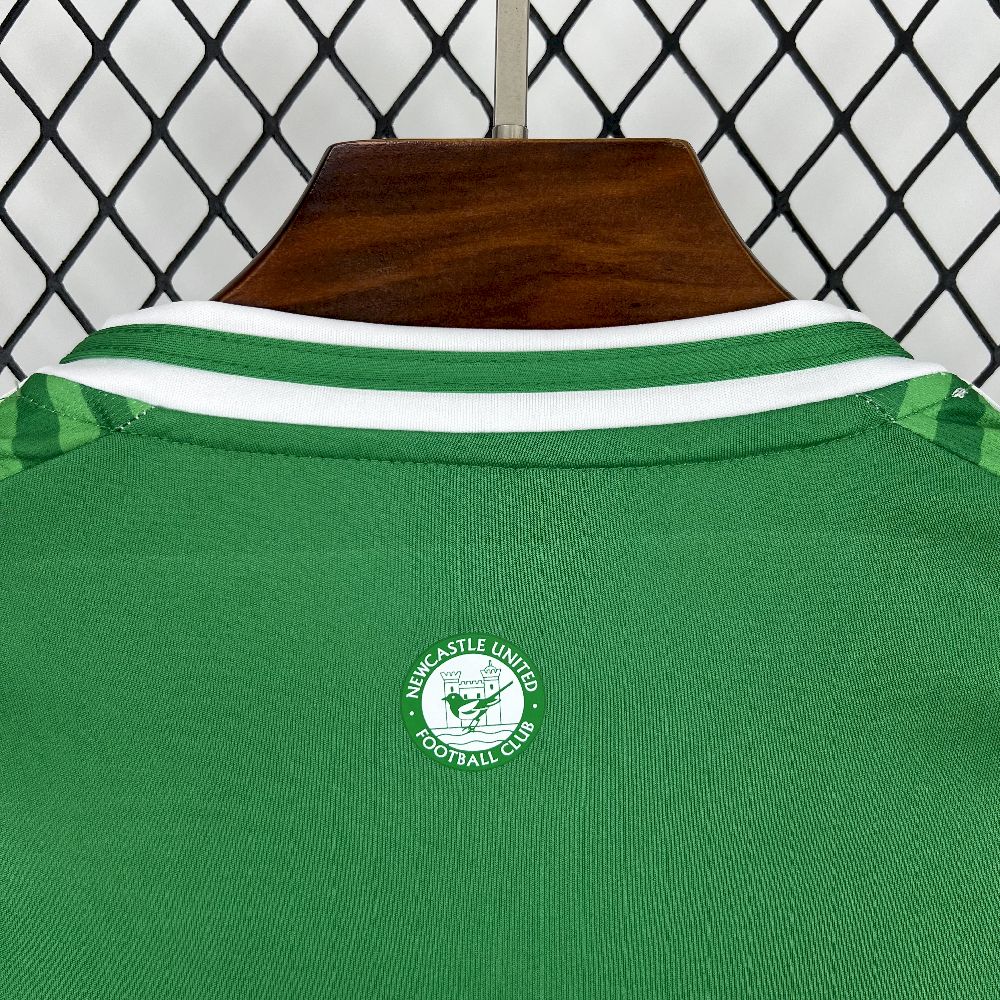 Newcastle United 2025/26 Away Jersey