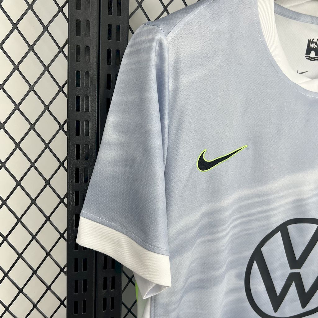 Wolfsburg 2025/26 Away Jersey