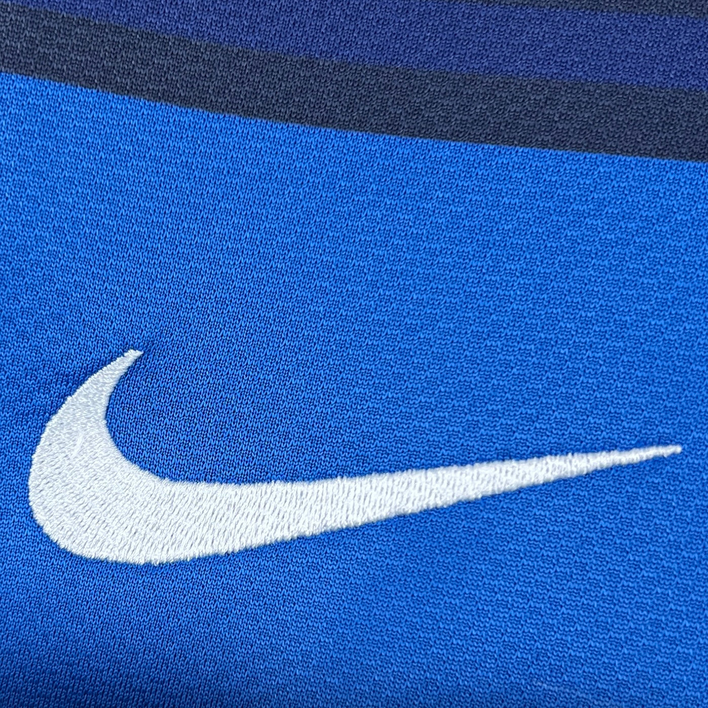 Retro Manchester United 2011/13 Away Jersey