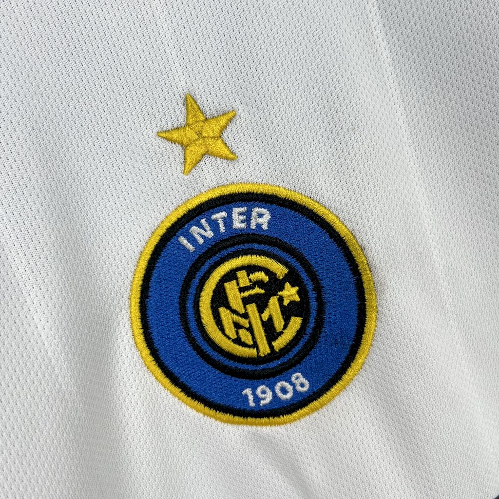 Retro Inter Milan 2004/05 Away Jersey