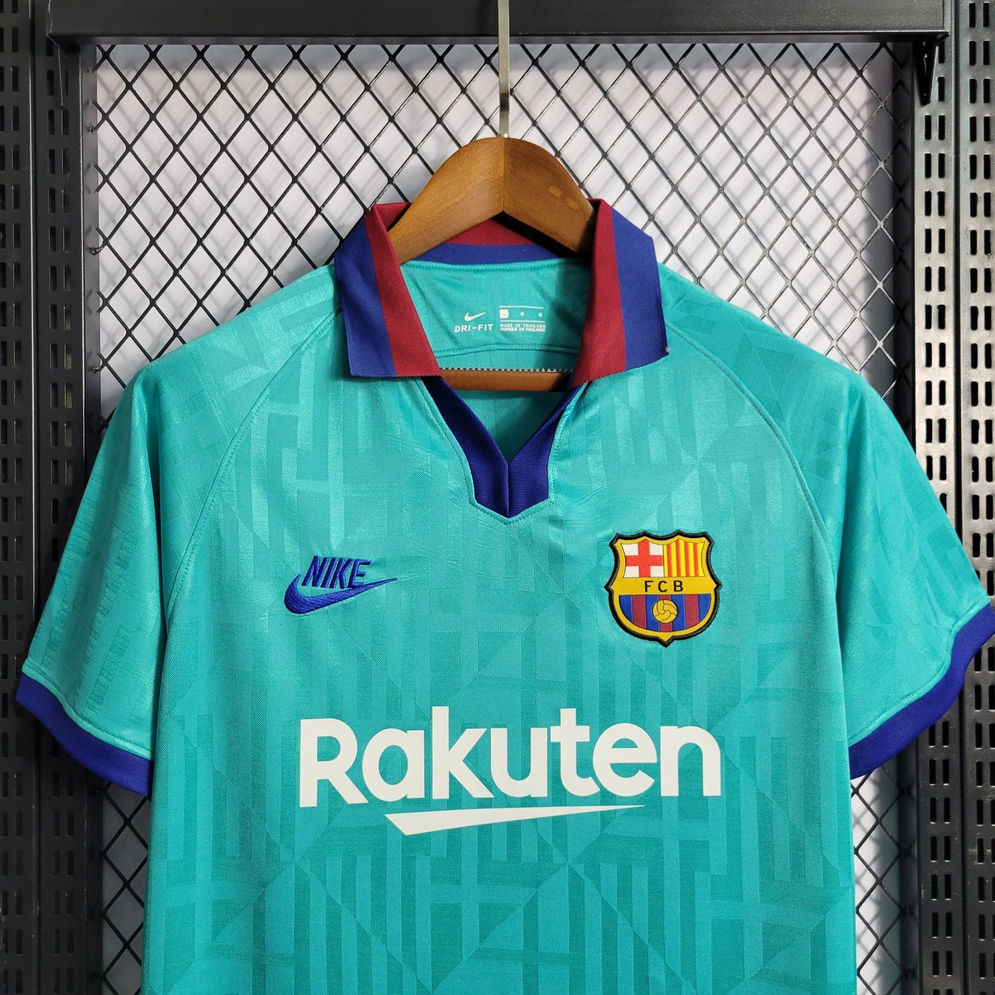 Retro Barcelona 2019/20 Third Jersey