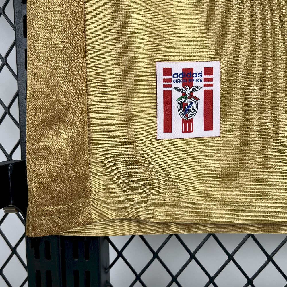 Retro Benfica 1998/99 Away Jersey