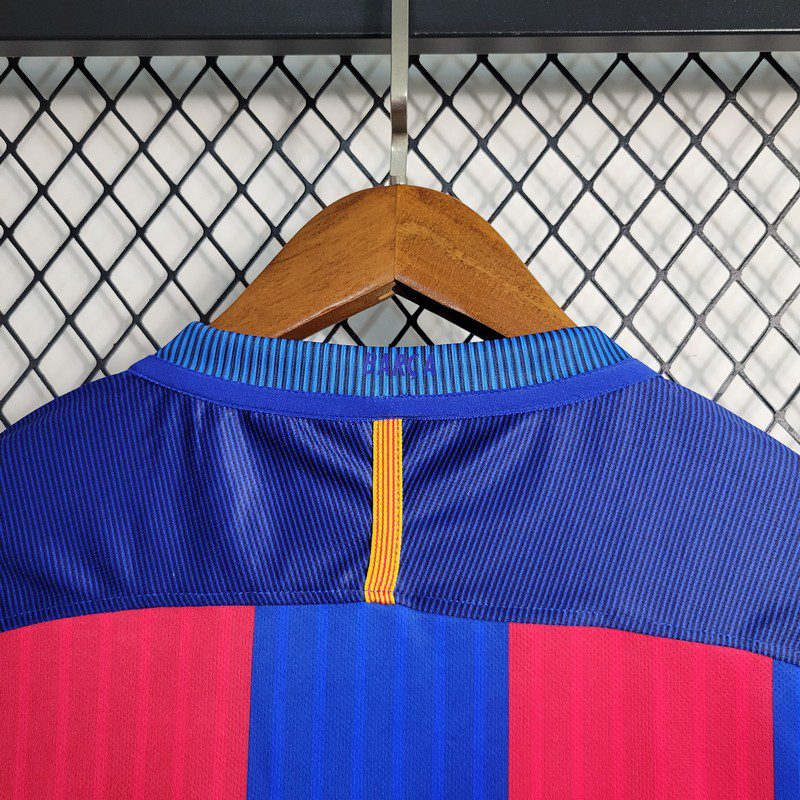 Retro Barcelona 2016/17 Home Jersey