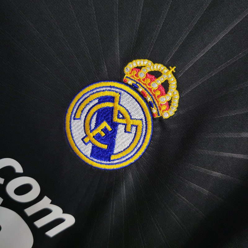 Retro Real Madrid 2010/11 Away Jersey