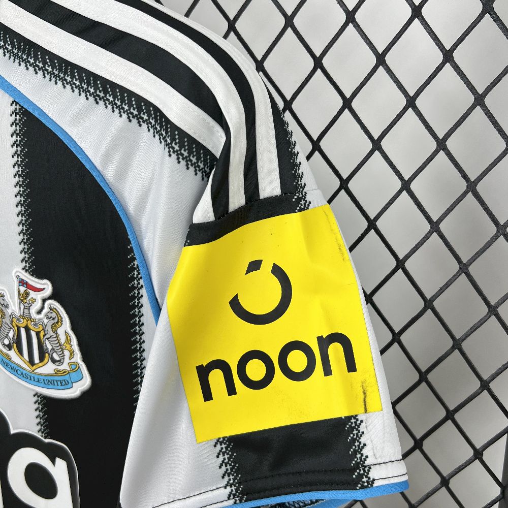 Newcastle United 2025/26 Home Jersey