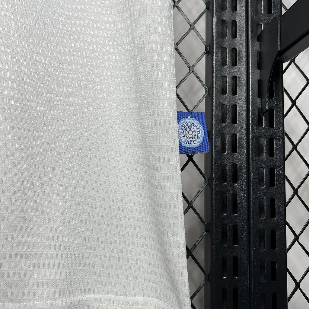 Retro Leeds United F.C. 1995/96 Home Jersey