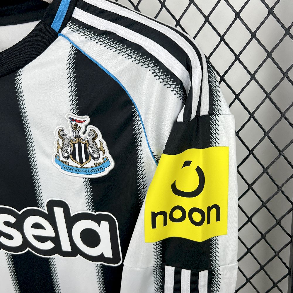 Newcastle United 2025/26 Home Long Sleeve Jersey