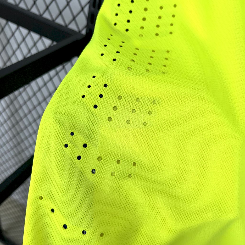 Retro Barcelona 2014/15 Third Jersey