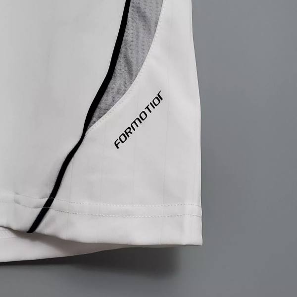 Retro Real Madrid 2006/07 Home Jersey