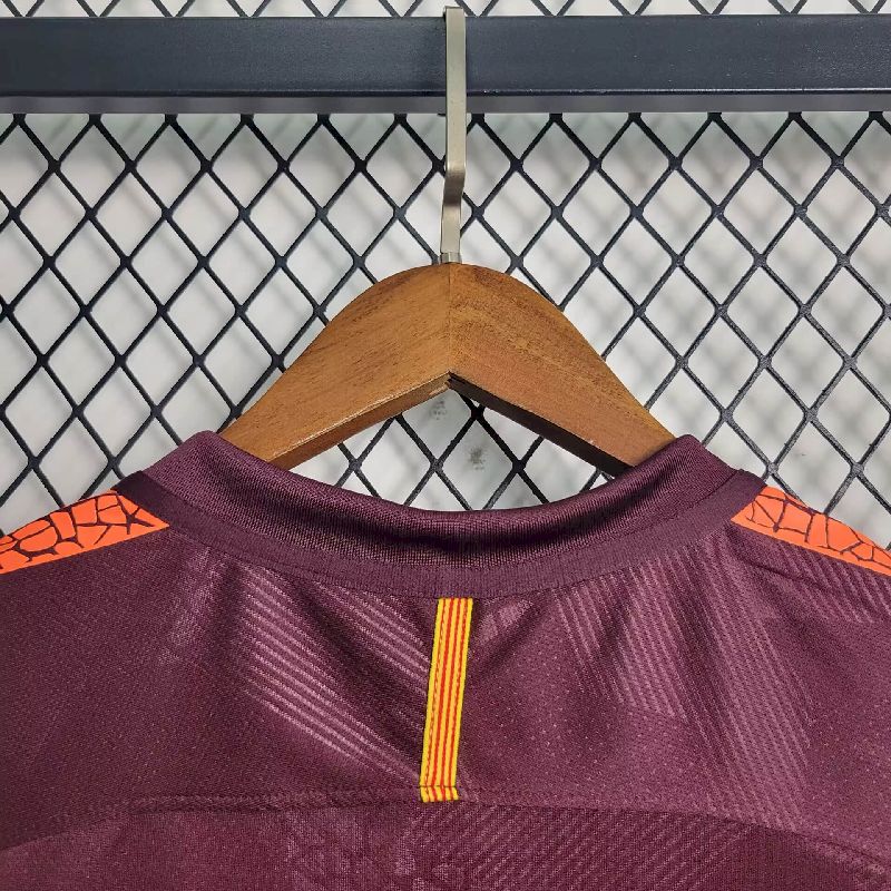 Retro Barcelona 2017/18 Third Jersey