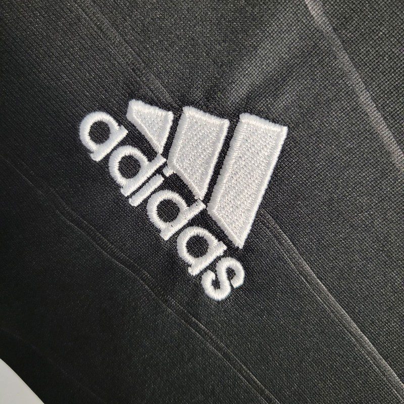 Retro Real Madrid 2010/11 Away Jersey