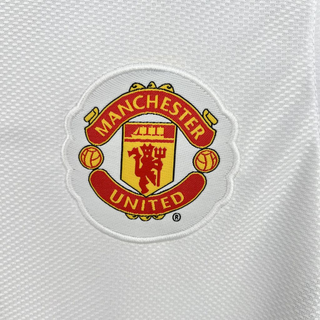 Retro Manchester United 2008/09 Away Jersey