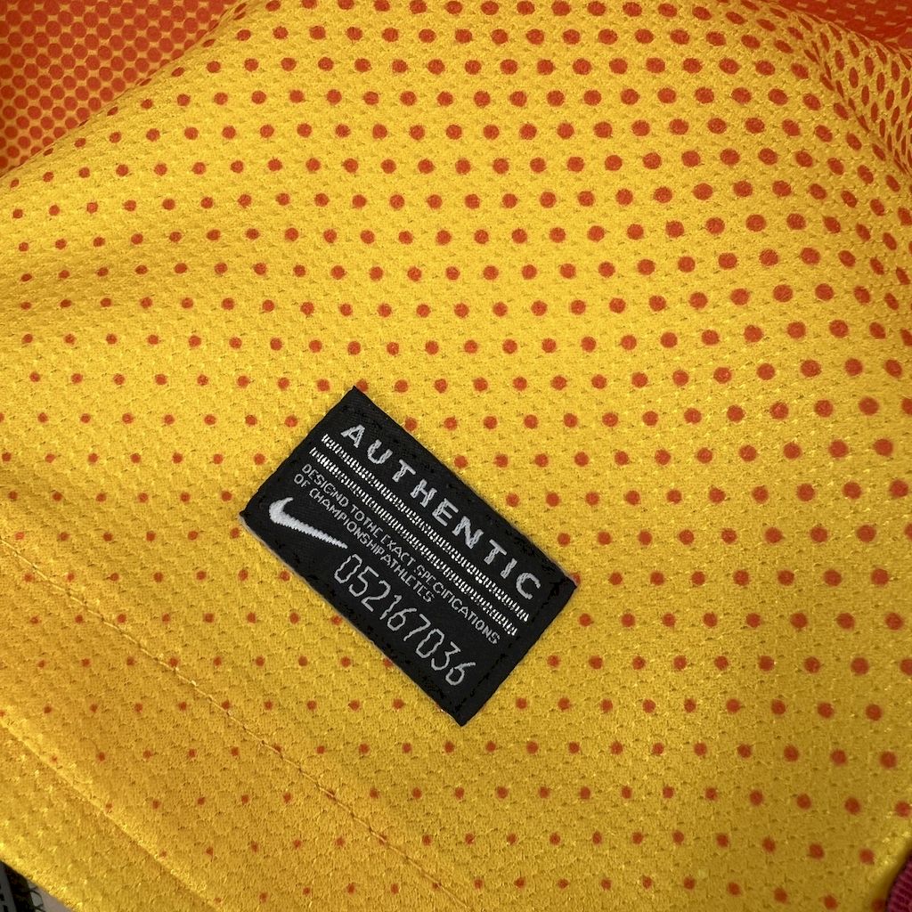 Retro Barcelona 2012/13 Away Jersey