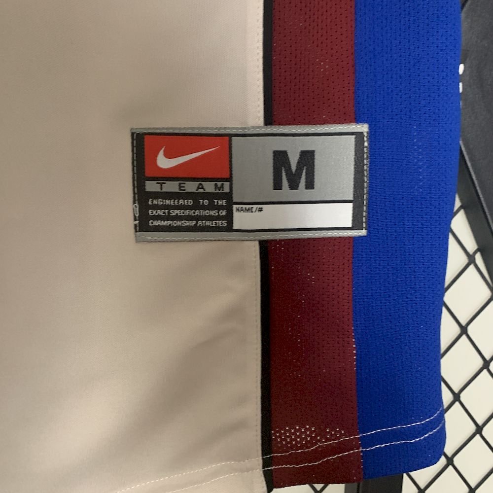 Retro Barcelona 1998/99 Away Jersey