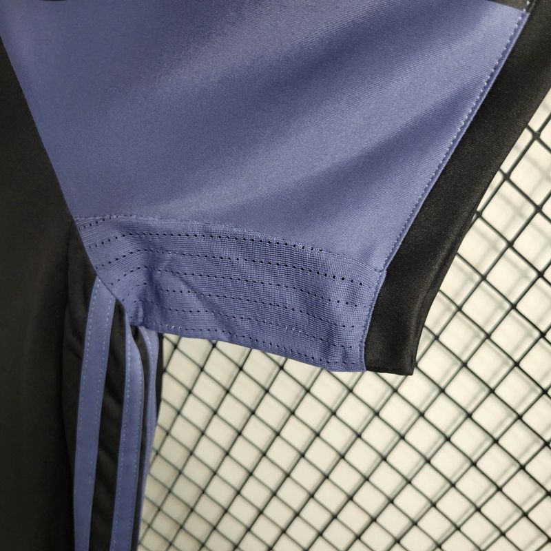 Retro Real Madrid 2016/17 Third Jersey