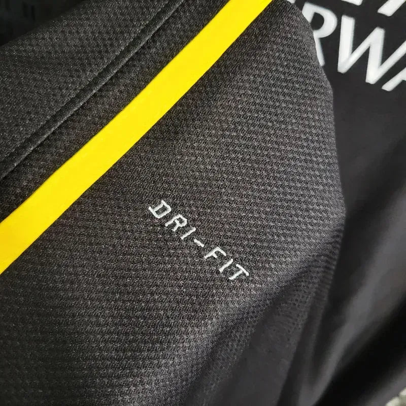 Retro Barcelona 2013/14 Third Jersey