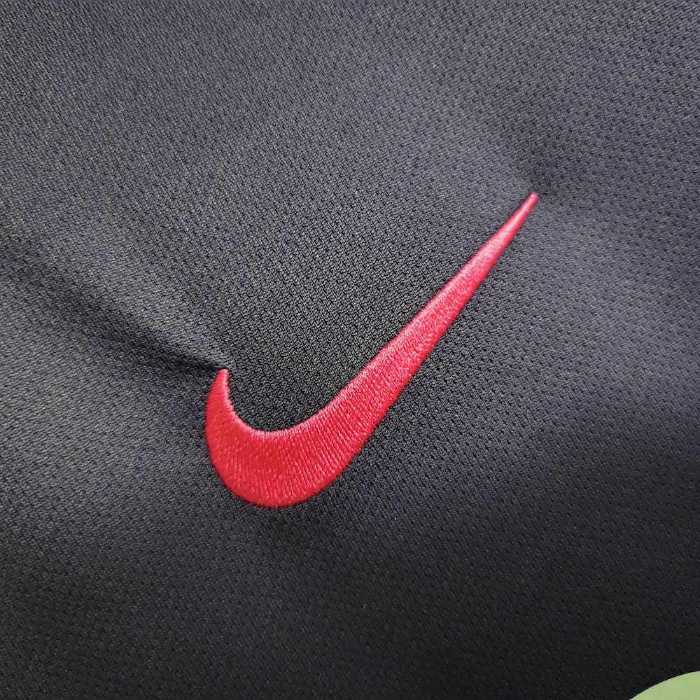 Retro Barcelona 2016/17 Away Long Sleeve Jersey