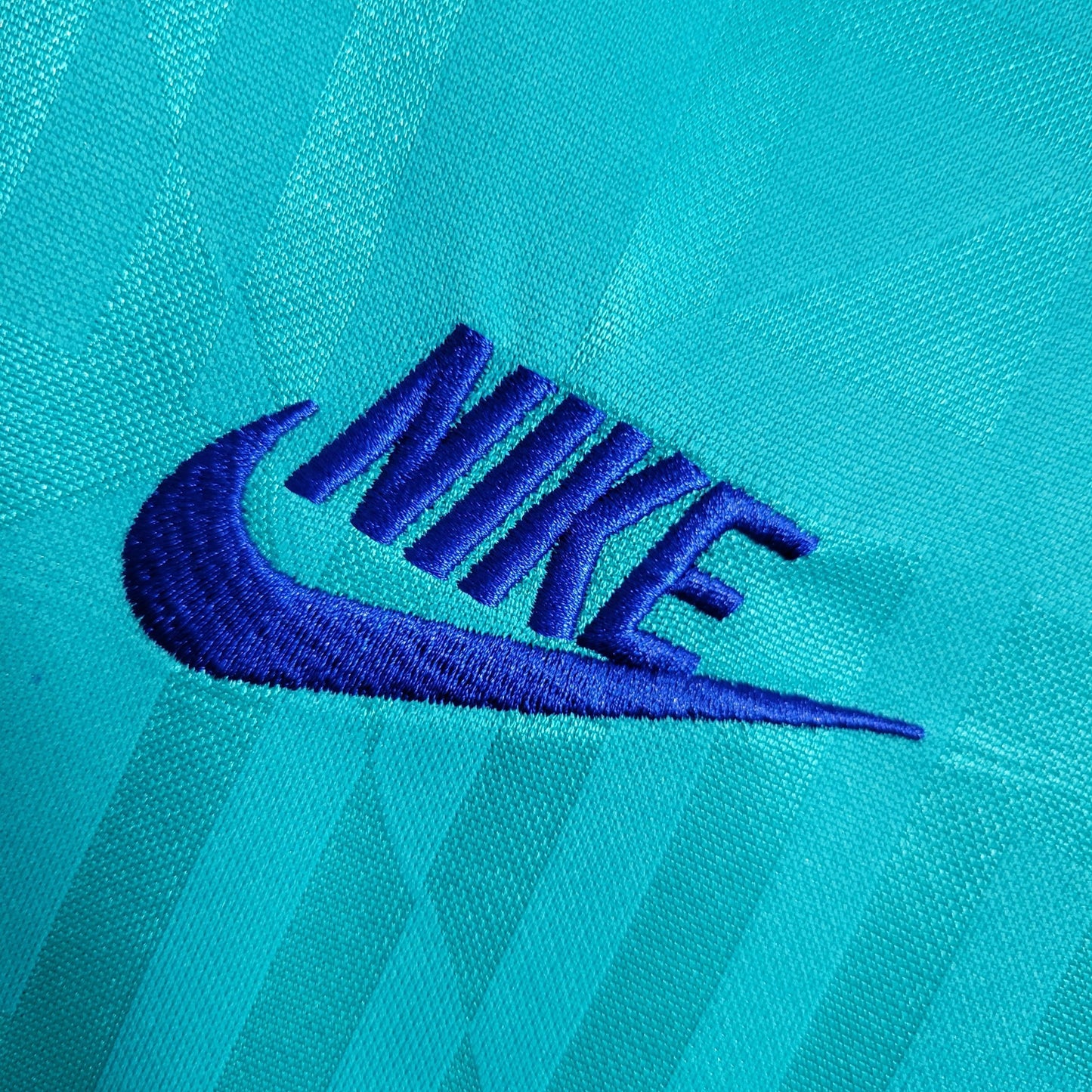 Retro Barcelona 2019/20 Third Jersey