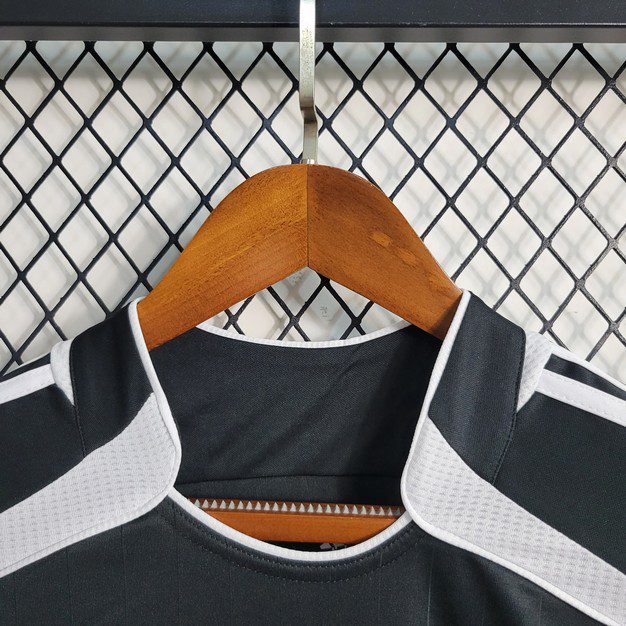 Retro Real Madrid 2006/07 Away Long Sleeve Jersey