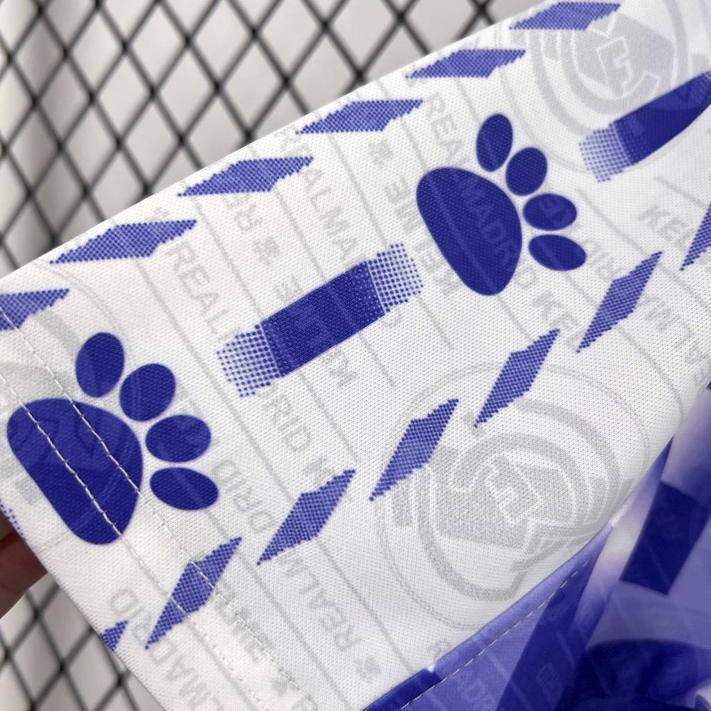 Retro Real Madrid 1996/97 Third Jersey