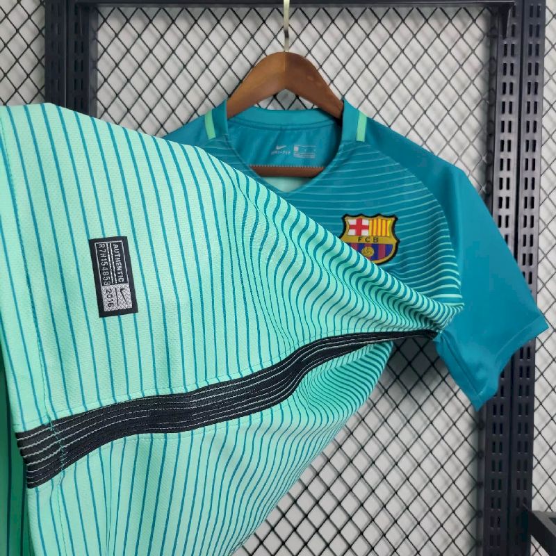 Retro Barcelona 2016/17 Third Jersey