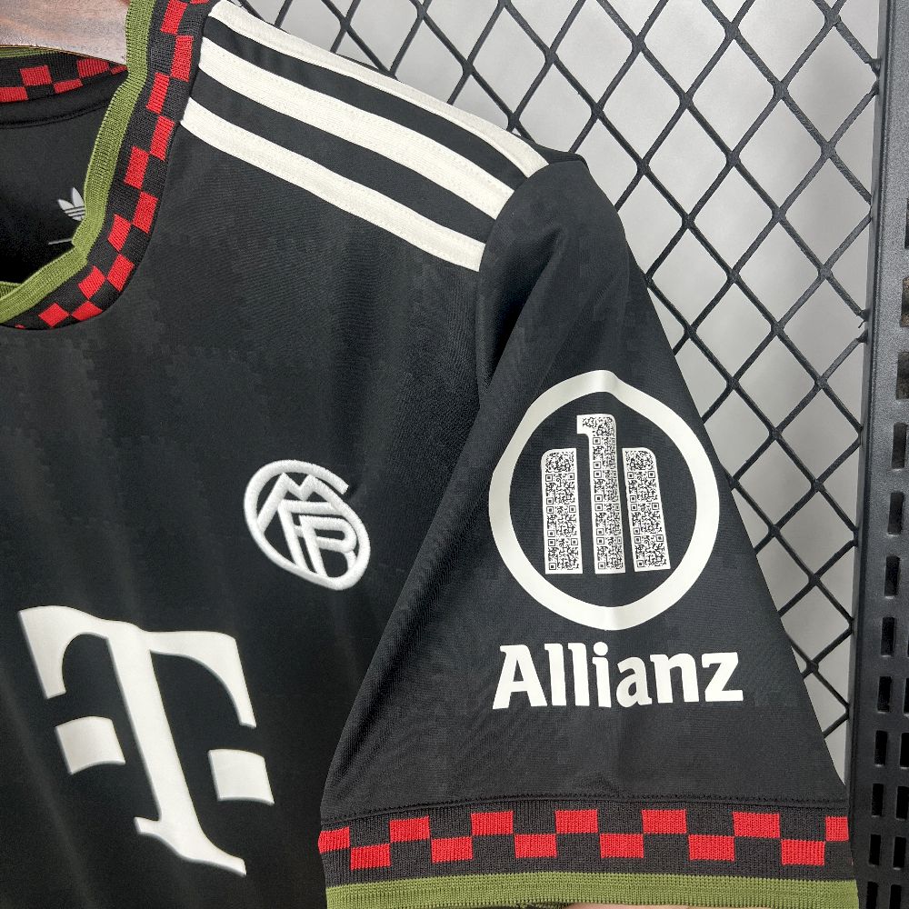 Bayern Munich 2025/26 Third Jersey