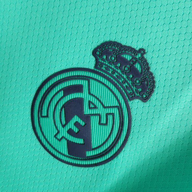 Retro Real Madrid 2019/20 Third Jersey