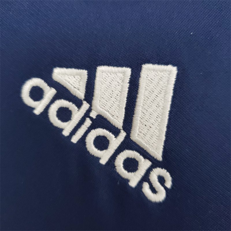 Retro Real Madrid 2005/06 Away Jersey