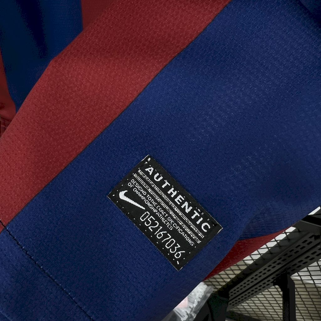 Retro Barcelona 2010/11 Home Jersey